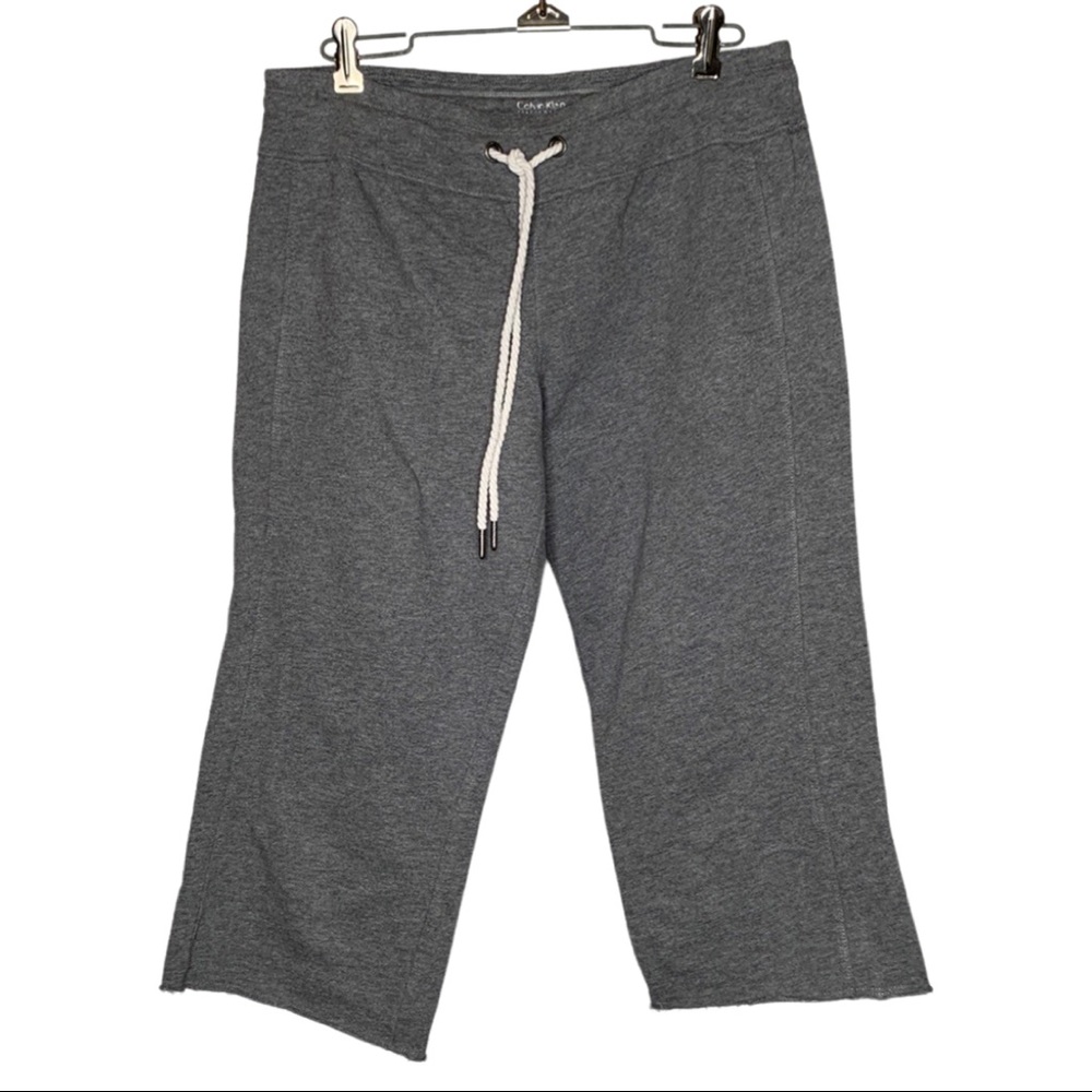 Calvin Klein workout capris, cotton, sz S, gray